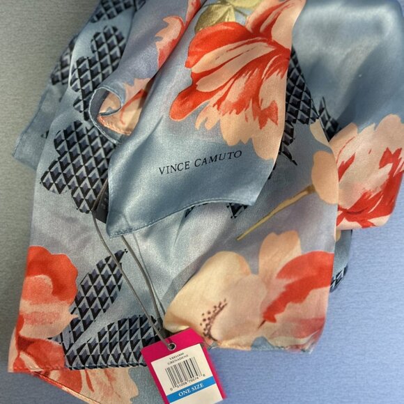 NWT Vince Camuto Silk Blue Floral Rectangle Scarf - Picture 2 of 12